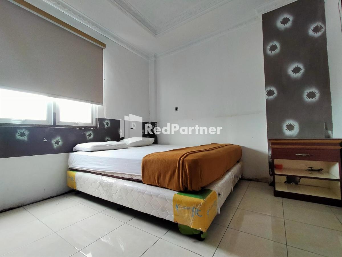 Hotel Ayu Lestari Ternate Redpartner Exterior photo